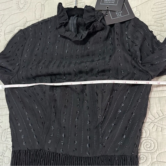 NWT Mac Duggal Embroidered Long Sleeve Ruffle Dress Sz 0 Black Style #49627 - Picture 9 of 9